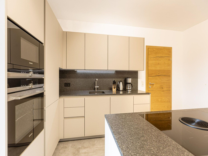Private kitchen 5, Apartment With Shared Finnish Sauna, Sankt Johann im Pongau
