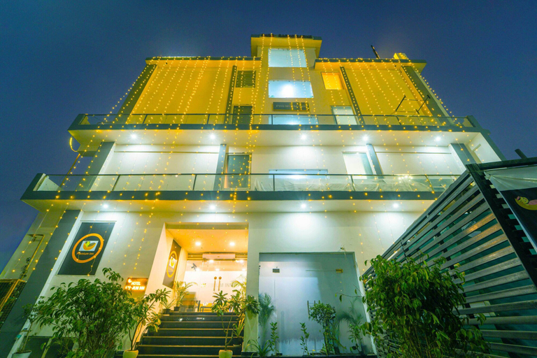 Exterior & Views 1, Treebo Premium Inn, Gautam Buddha Nagar