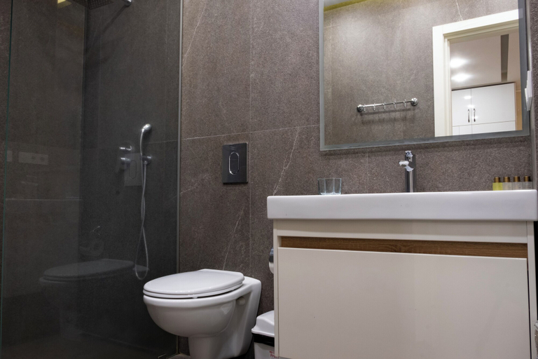 Bathroom 2, Welcome Northern Avenue Apartments, Yerevan