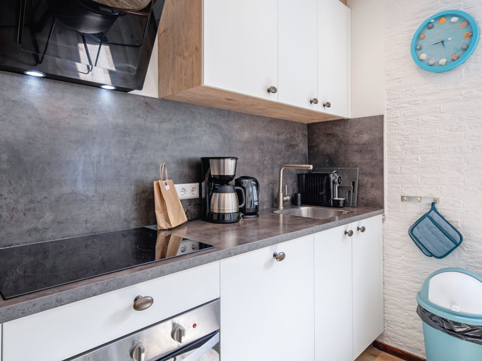 Private kitchen 5, Holiday Home Near Texel Dunes & Beach, Texel