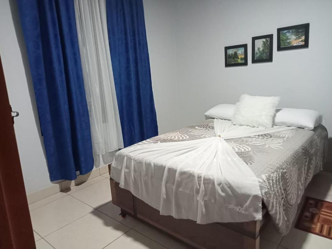 Bedroom 2, HOSTAL FAMAR, Angostura