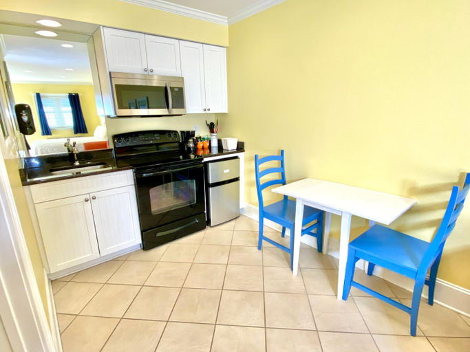 Others 5, Island Inn of Atlantic Beach, Carteret