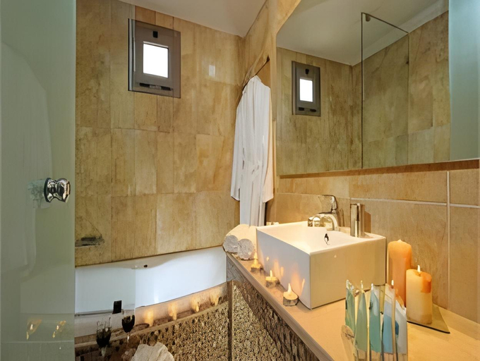 Bathroom 5, Royal Heights Resort, Crete