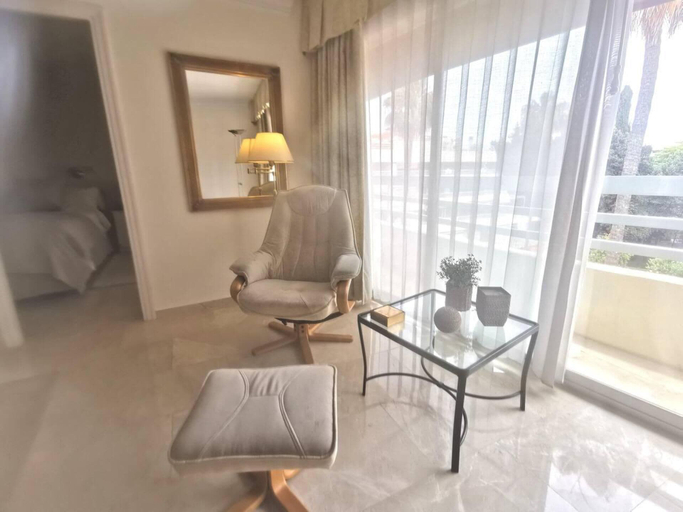 Others 3, Pent-house, 3 Bedroom, Sleeps 6, Parking, Málaga