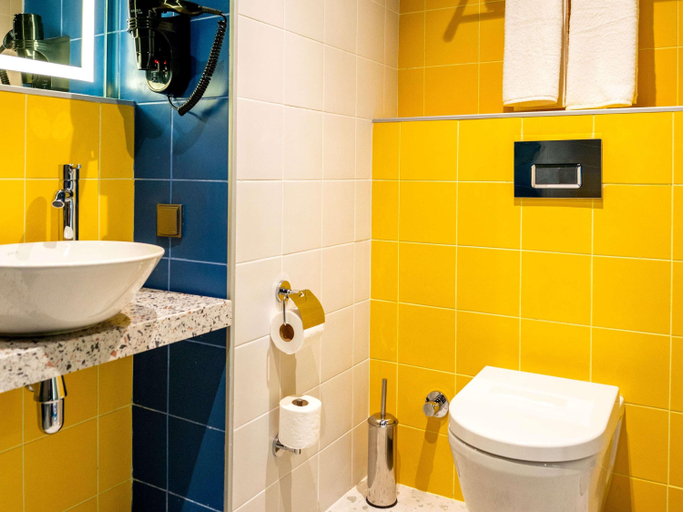 Bathroom 5, Ibis Styles Batumi, Batumi