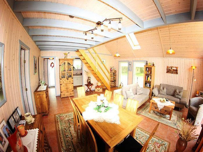 Dining 4, Ideales Ferienhaus fur Familien, Mecklenburgische Seenplatte