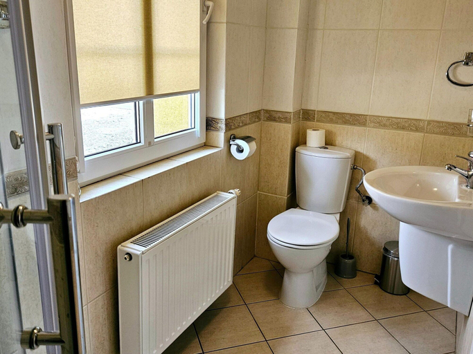Bathroom 4, Holiday Home in Kolczewo Near Baltic Sea, Kamień