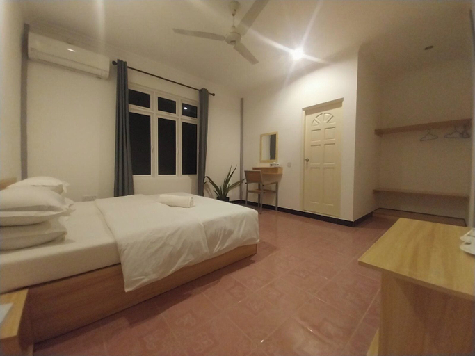 Bedroom 5, clovebeach