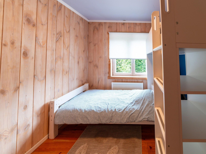 Room 4, Stunning Holiday Home in Recht, Liège