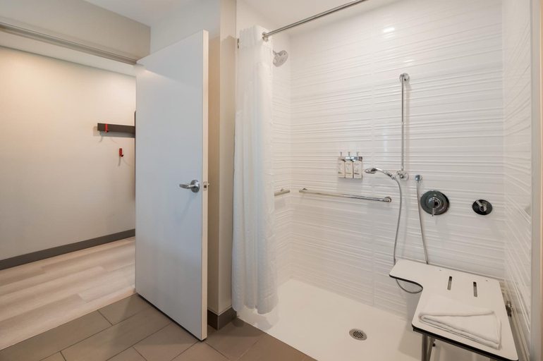 Bathroom 3, Avid Hotel Mt Juliet – Nashville Area by IHG, Wilson