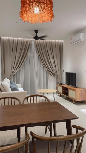 Others 2, SKS Habitat Terminal bus Netflix JCHome By MWM, Johor Bahru