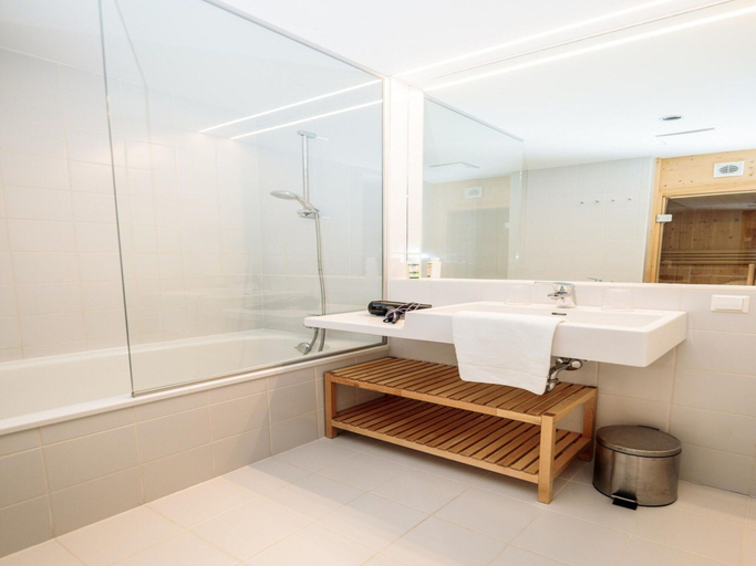 Bathroom 5, Lush Apartment With Private Sauna, Liezen