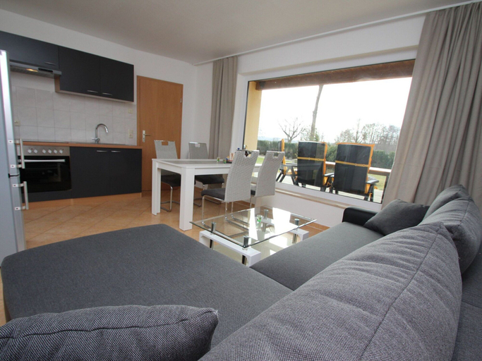 Living area 5, Reihenhaus mit Terrasse am Gross Labenzer See, Nordwestmecklenburg
