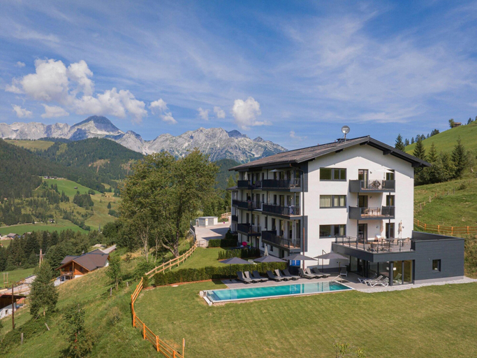 Exterior & Views 2, Appealing Apartment With Shared Sauna, Sankt Johann im Pongau