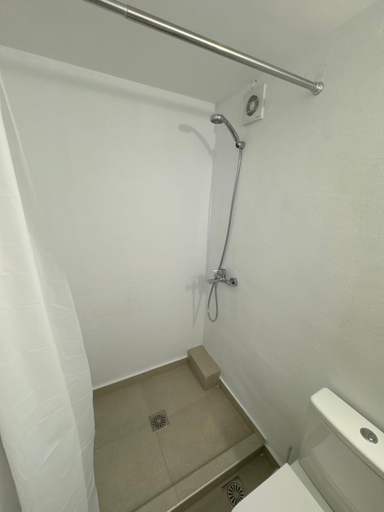 Others 4, Airpoint Apartments, Attica