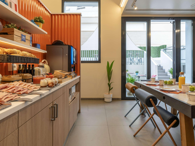 Food & Drinks 5, Ibis Budget Valencia Centro Puerto, Valencia