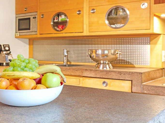 Food & Drinks 4, Exceptional Chalet With Outdoor Bubble Bath, Martigny