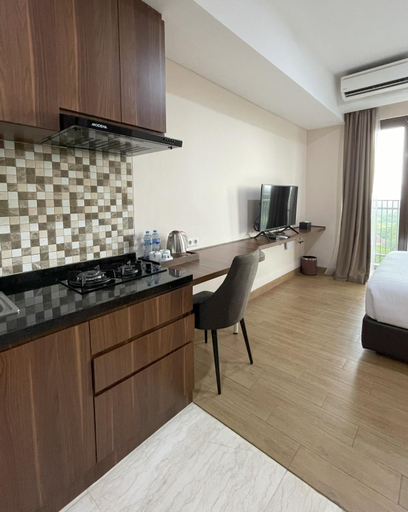 Dining Room 15