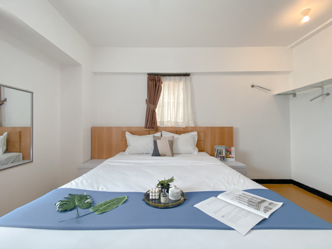 Comfy and Elegant 2BR The Wave Kuningan Apartment By Travelio, South Jakarta