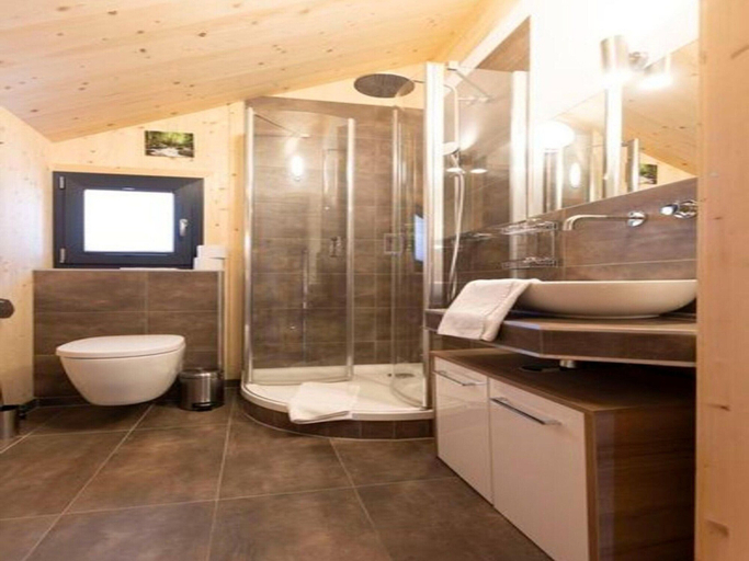 Bathroom 3, Chalet With Spacious Terrace, Murau