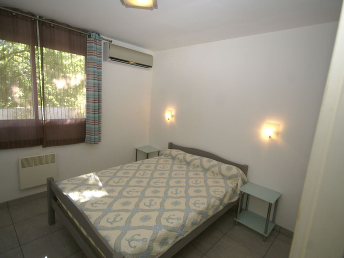 Bedroom 2, Apartment in Moriani-plage by the Beach, Haute-Corse