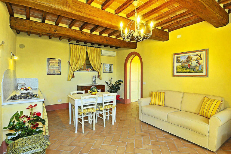 Dining 5, Estate in Monte Serra With Pool & Olive Views, Pisa