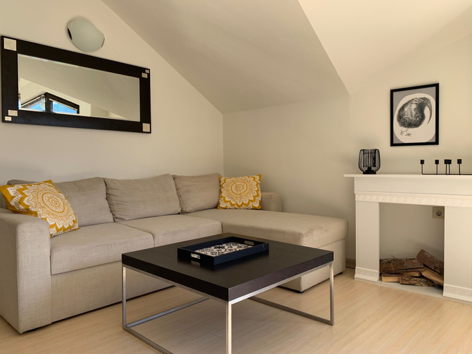 Living area 4, Central Art Apartment in Bansko With Mountain View, Bansko