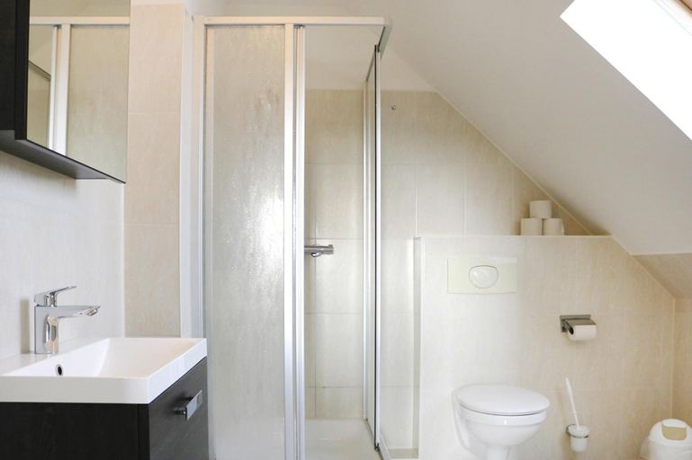 Bathroom 5, Resort in Germany With Tropical Adventure Pool, Rostock