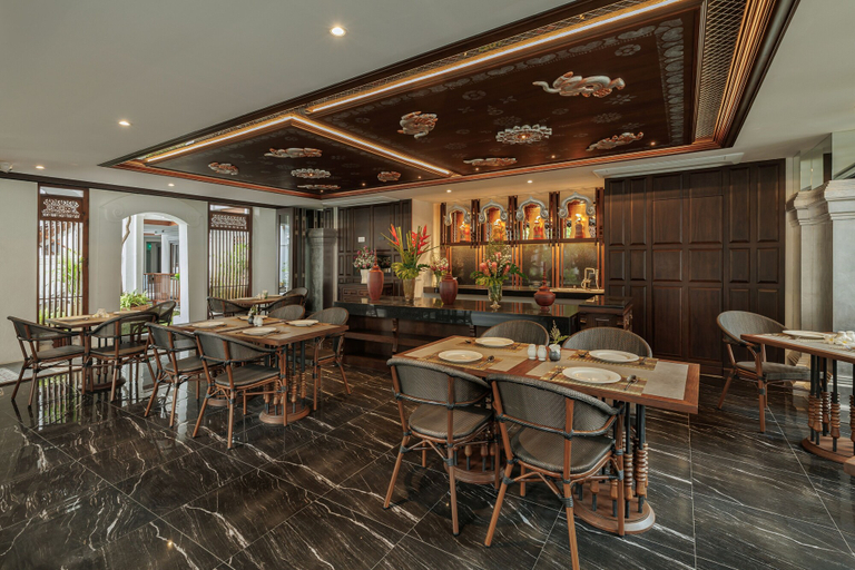 Food & Drinks 5, Akira Thaphae Hotel, Muang Chiang Mai