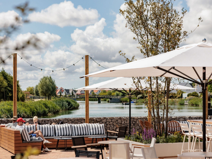 Dining 4, Villa in Cadzand-bad Near North Sea Beach, Sluis