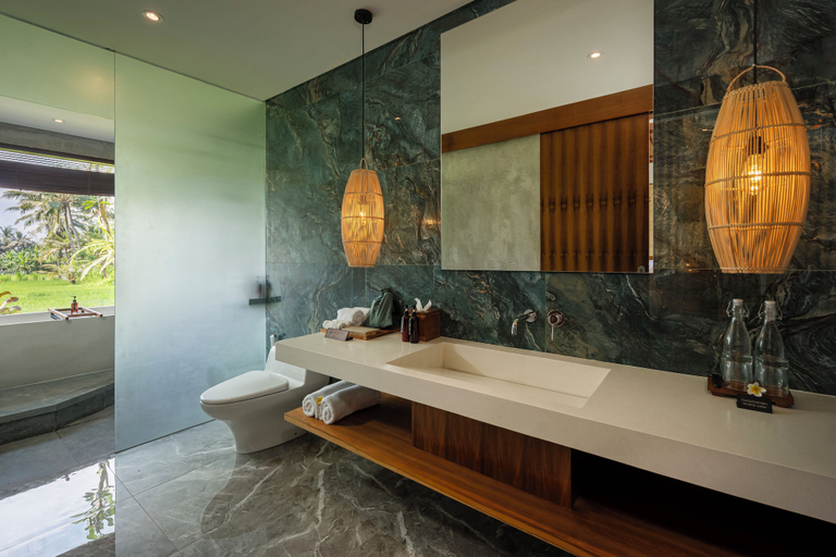 Bathroom 4