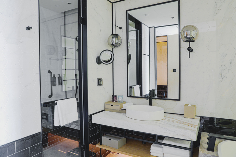 Bathroom 2, Sheraton Xi'an Chanba, Xi'an