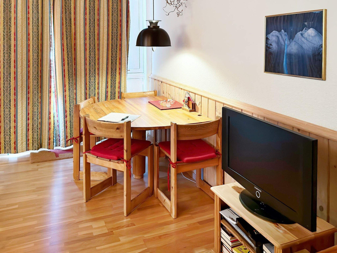 Dining 5, 4 Person Holiday Home in Hovden, Bykle