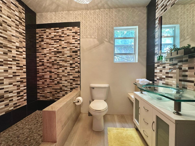 Bathroom 4, Villa Jaden #2