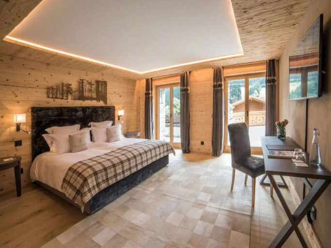 Bedroom 2, Superior Chalet With Views, Pays-d'Enhaut