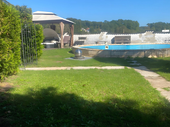 Others 2, Bewitching Apartment With Garden and Terrace, Merzig-Wadern