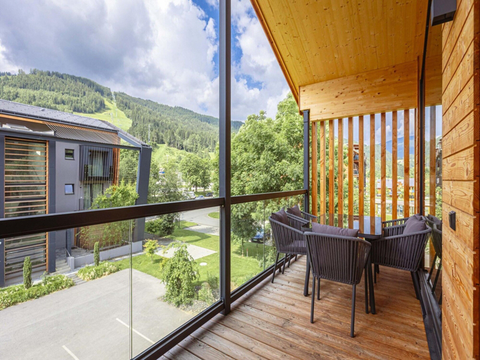 View from property 2, Penthouse With Sauna, Murau