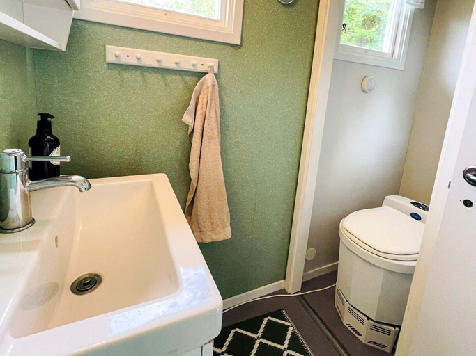Bathroom, 6 Person Holiday Home in Henan, Orust