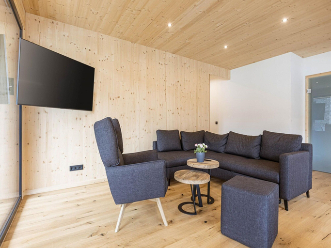 Others 5, Spacious apartment with pool No Deposit, Murau