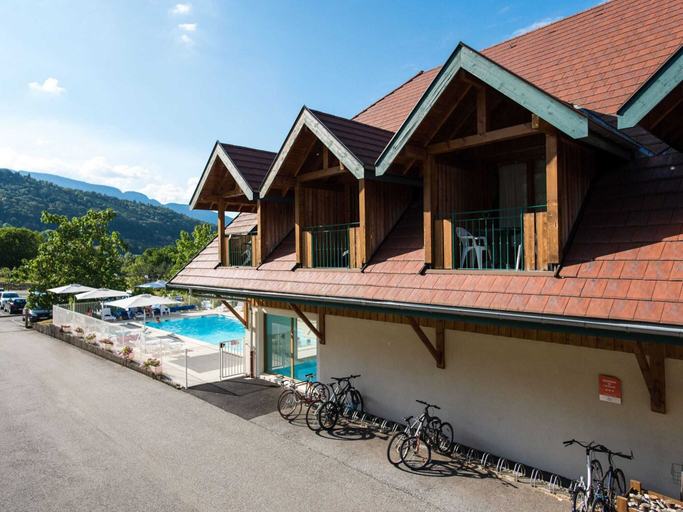 Exterior & Views 2, Alpine Getaway With Pool, Haute-Savoie