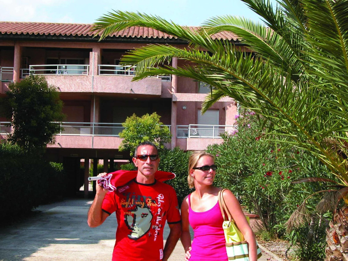 Exterior 4, Comfortable Apartment With a Terrace at 800 m. From the sea, Pyrénées-Orientales