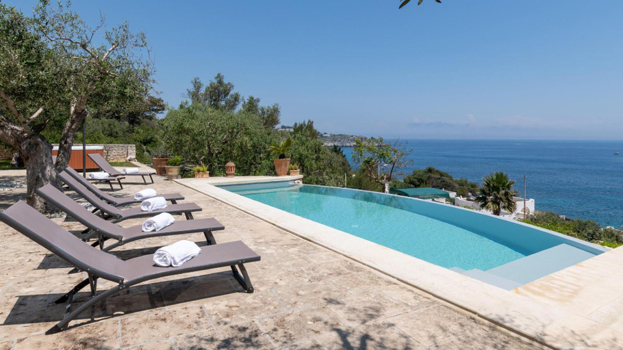 Sport & Beauty 2, VILLA SOLELUNA 7&1, Emma Villas, Lecce
