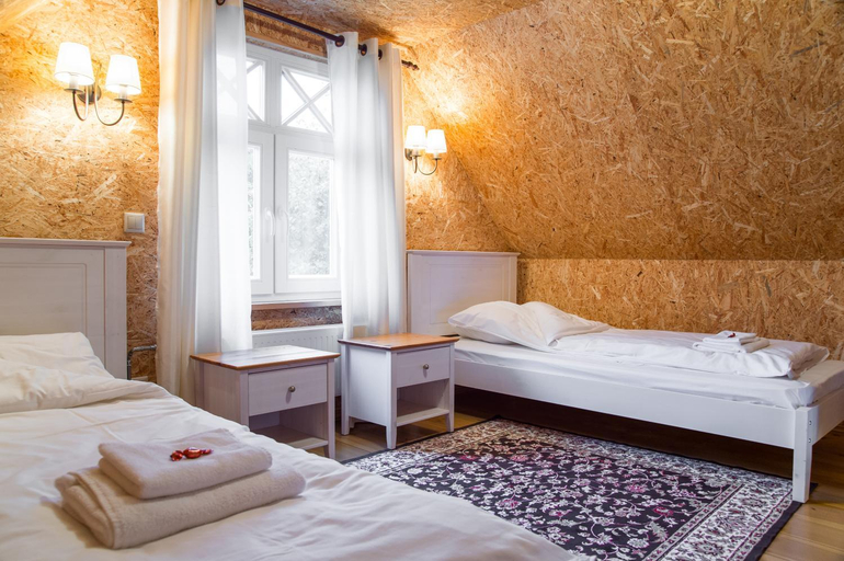 Bedroom 12