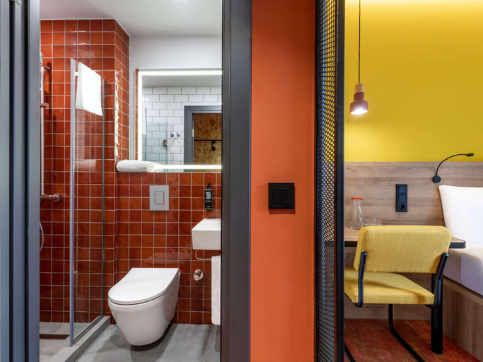 Bathroom, Ibis Styles Tbilisi Mzuiri Park, Tbilisi