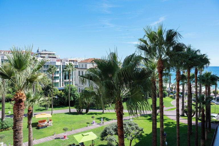 Others 2, Luxurious Apartment With Terrace 6P / 3BR - Grand Hotel - Croisette Cannes, Alpes-Maritimes