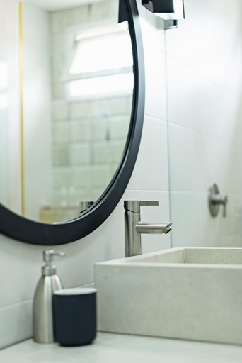 Bathroom 2, Habitat Village, Brión