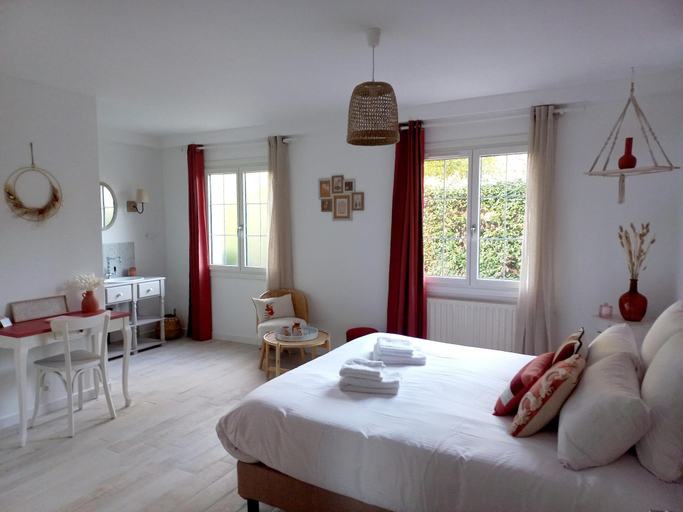 Bedroom 2, Le Clos Beauséjour, Maine-et-Loire
