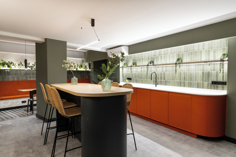 Food & Drinks 5, Calma Rooms by Charming, Madrid