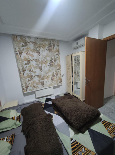 Bedroom 2, Appartement lux jardin de Carthage, Bouhaira