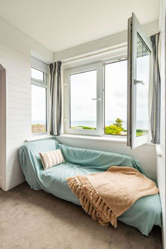 Room 2, Host Stay Seaview, Norfolk